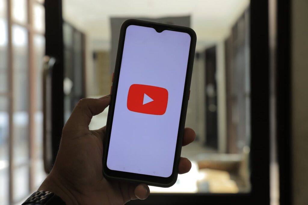 aplikasi edit video youtubers di android